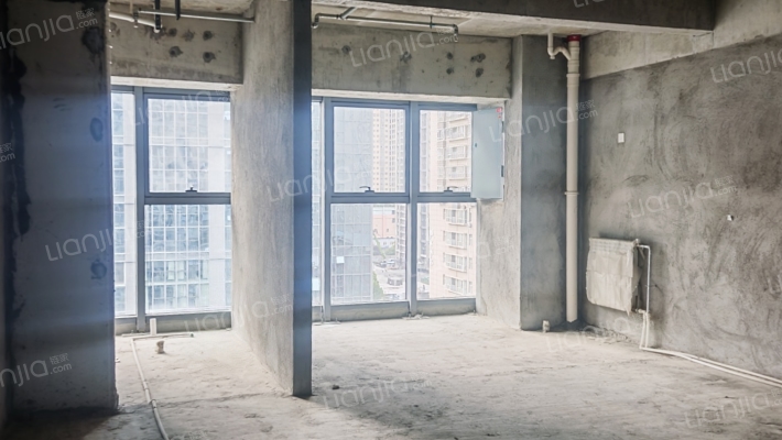 钜益100二手房实景图