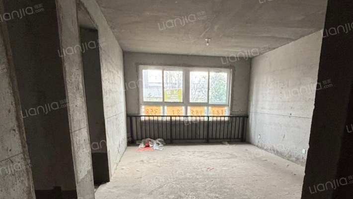 文和佳苑二手房实景图