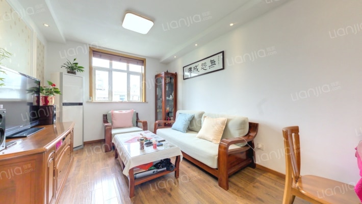 东三小区二手房实景图