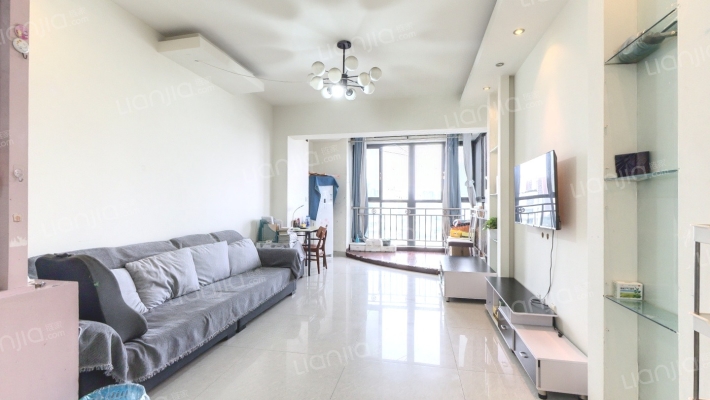 蓝光富丽城二手房实景图