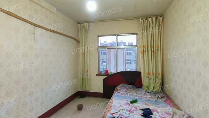 印刷厂家属楼二手房实景图