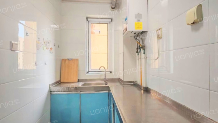 三利中和城一期 2室1厅 南-厨房