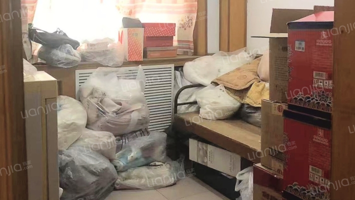 南北通透两居室 满五税费低 停车方便户型方正-卧室A