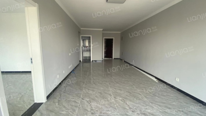 三利中和城一期 2室2厅 南-餐厅