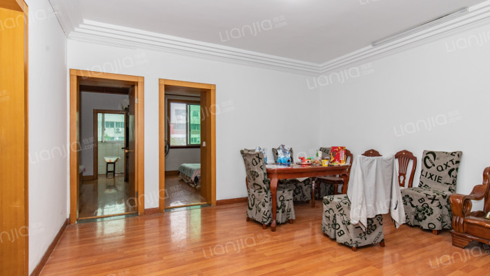 晓墟综合楼二手房实景图