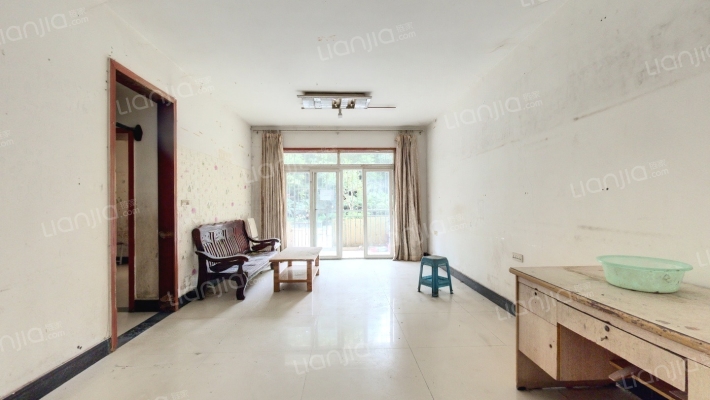 松江村二手房实景图