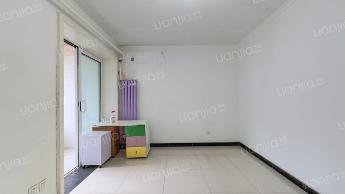 牛奶宿舍二手房实景图