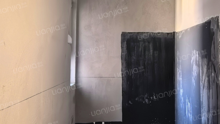 钻石商圈 双卧和客厅朝南三居双卫户型-卫生间A