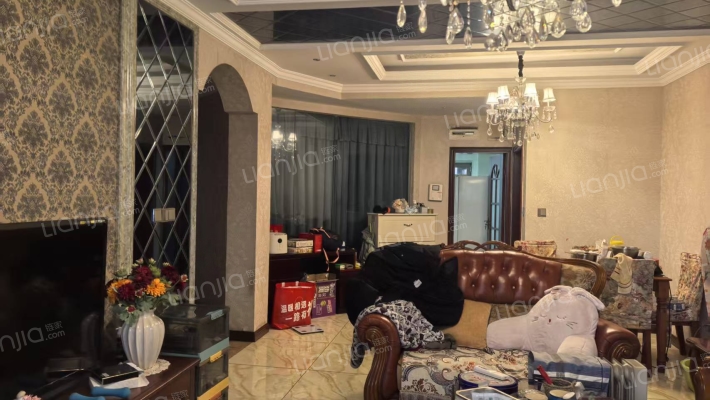 假日滨江花园樱花苑二手房实景图