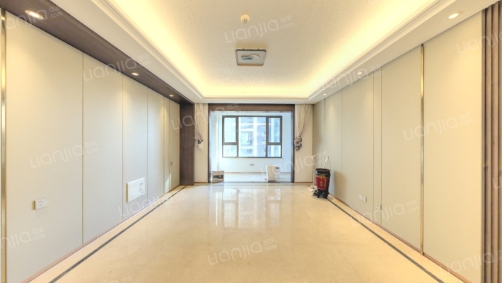 翡翠公园二手房实景图
