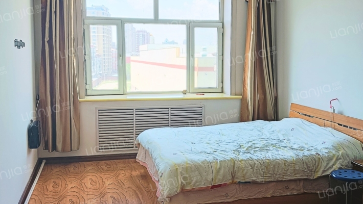 糖机小区二手房实景图