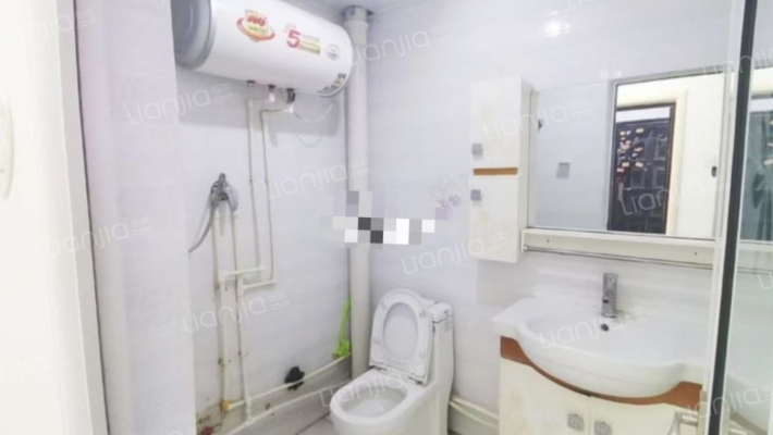 房本满二 东西朝向 低楼层 带装修-卫生间