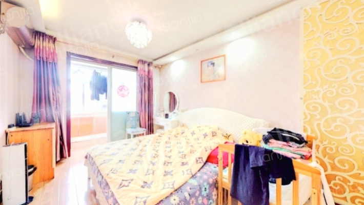 板楼社区单位住房 集中供暖 通透两居 户型方正-卧室A