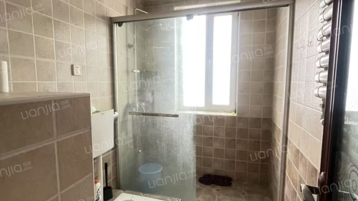 物探三号院 永安小区 顶层复式 精装修-卫生间A