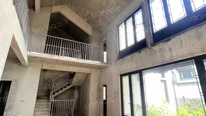 融创春风岭南二手房实景图