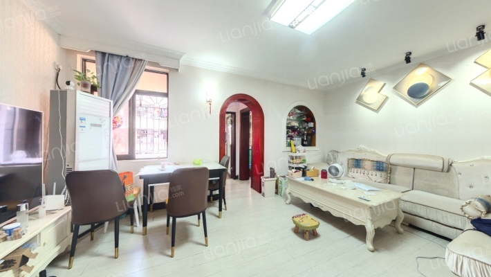 马銮公寓二手房实景图