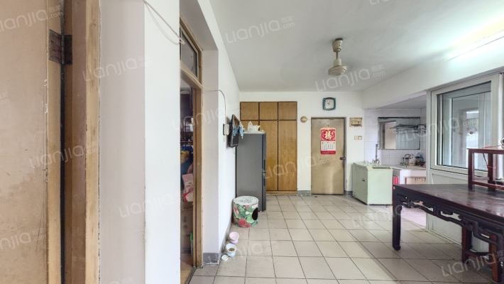 虹桥北村东区二手房实景图