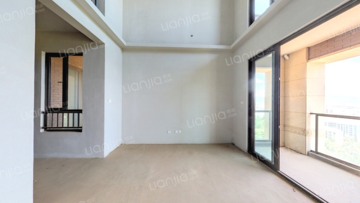 七彩云南古滇名城山语溪二手房实景图