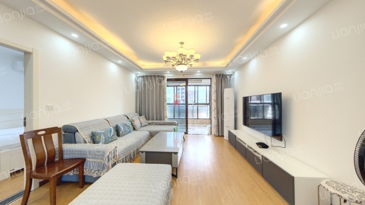 万博玖珑湾二手房实景图