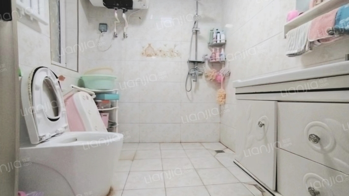 房子一梯两户电梯洋房南北通透中间层 楼下南面水系-卫生间A