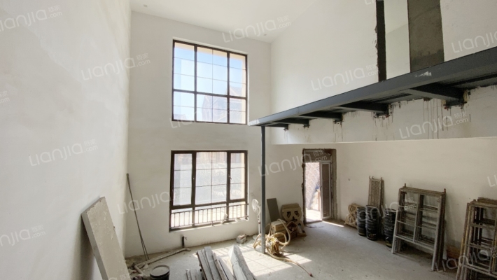 中海蔷薇溪谷二手房实景图