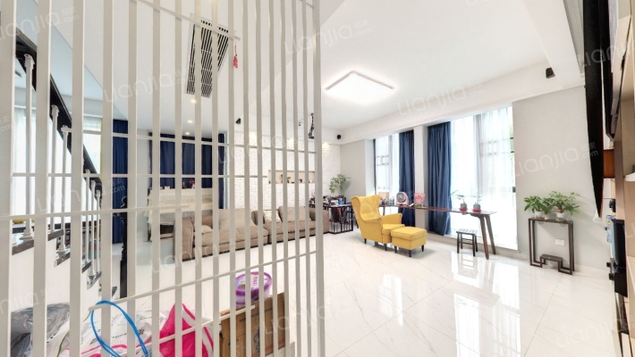 荣泰山庄二手房实景图