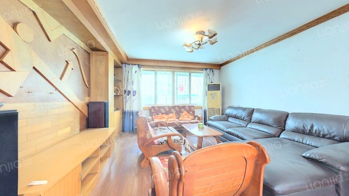 南厂路153号二手房实景图