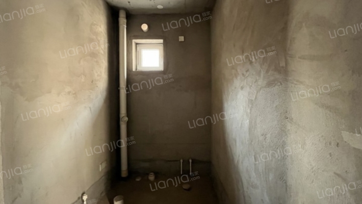 京都颐和城爱丁堡 联排边户大院子 南入户-卫生间B