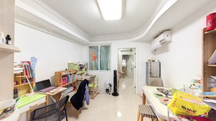 虹霞大厦二手房实景图