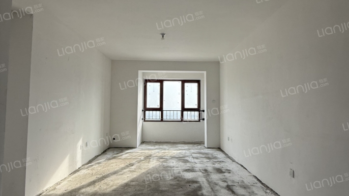 鸿坤理想尔湾 南北 通透三居 精装修没住过-客厅