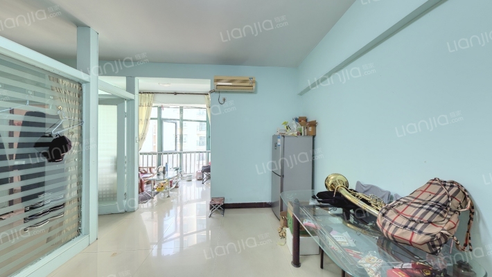 世纪公寓二手房实景图