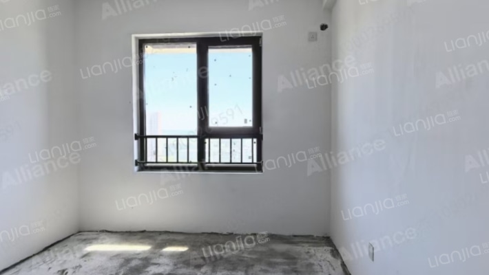 码头商圈，大社区，环境好，南北通透三居出售-卧室B