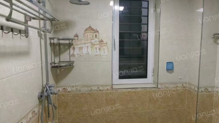 三利中和城一期南北通透大三居正一间采光好价格美丽-淋浴间