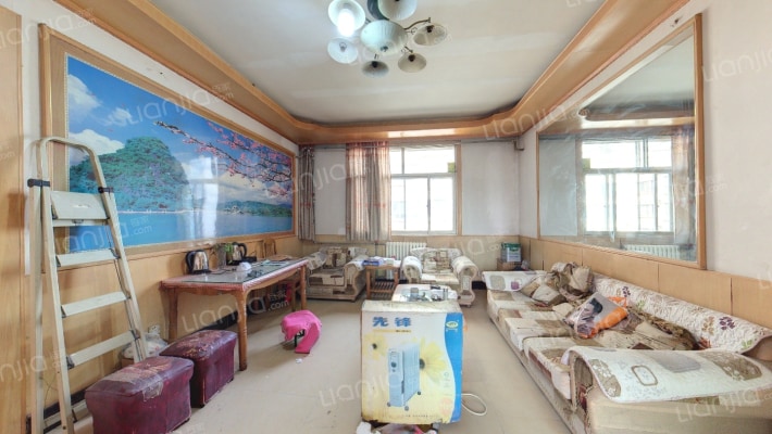 鹿塬街17号大院二手房实景图