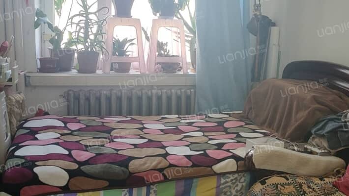 育英胡同二手房实景图