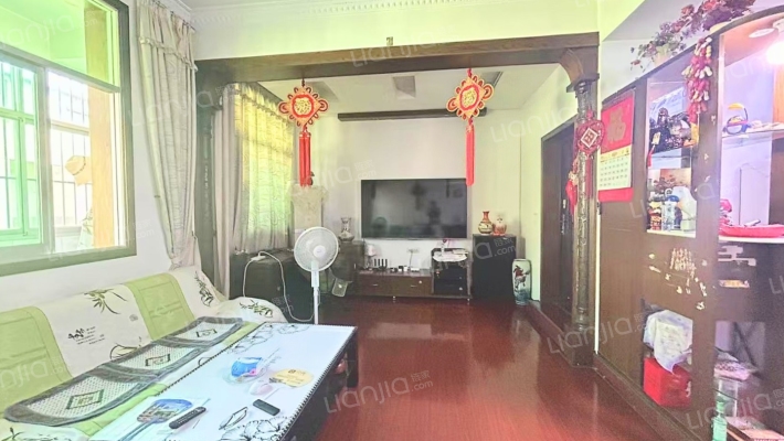 红卫小区二手房实景图