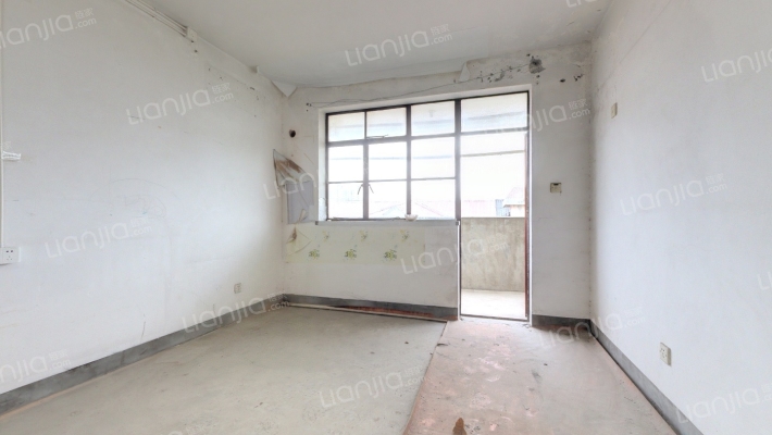 桃浦三村石榴苑二手房实景图