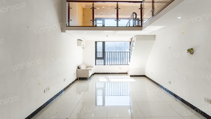 敏捷伊顿公馆二手房实景图