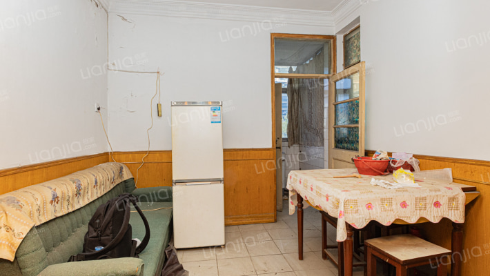 六普丁卯宿舍二手房实景图