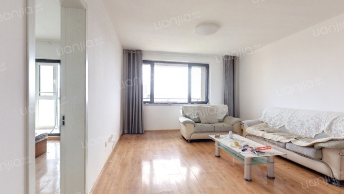 中航绿城理想城玫瑰园二手房实景图