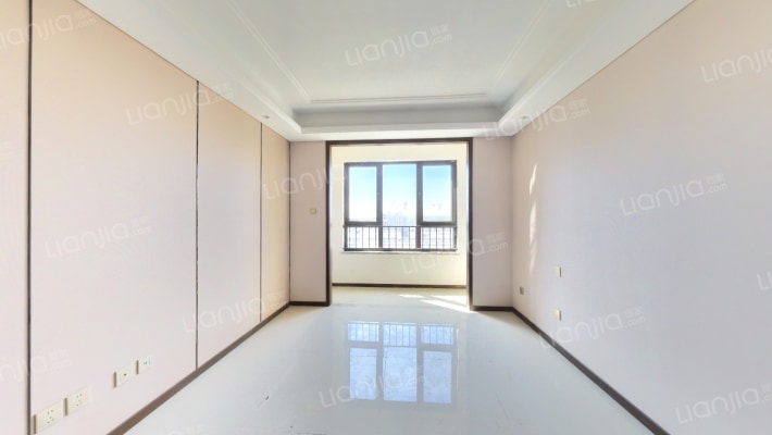 融创湖岸壹号二手房实景图