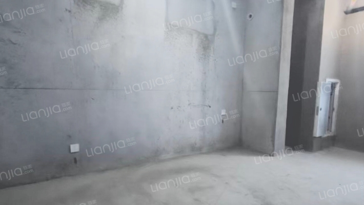 东湖佳苑二手房实景图