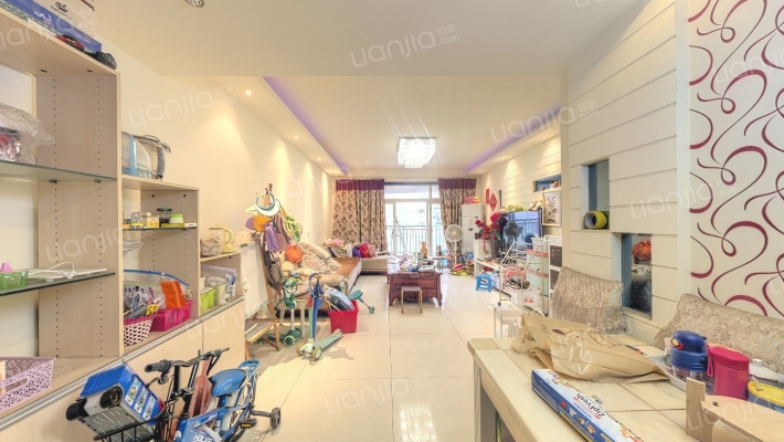 邦兴佳苑二手房实景图