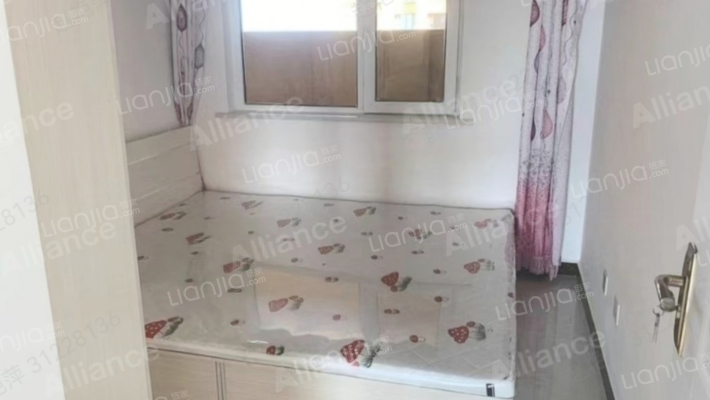 中楼层视野开阔，出行方便，通勤必选-卧室A