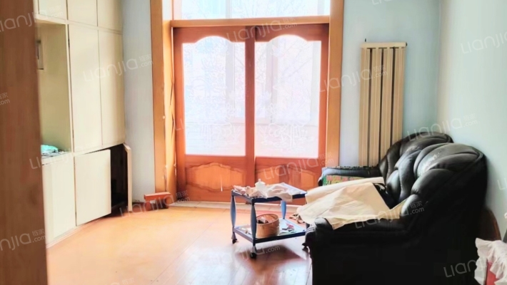 二道江小区吉热住宅二手房实景图