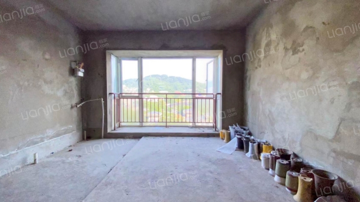 南岭雅舍二手房实景图