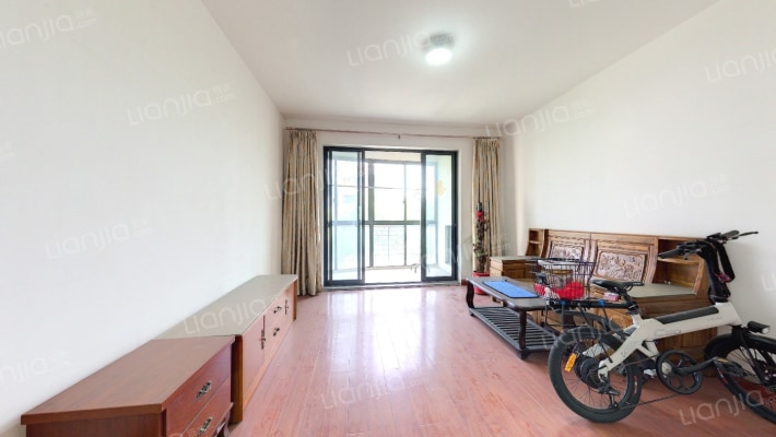 绿地21城C区二手房实景图