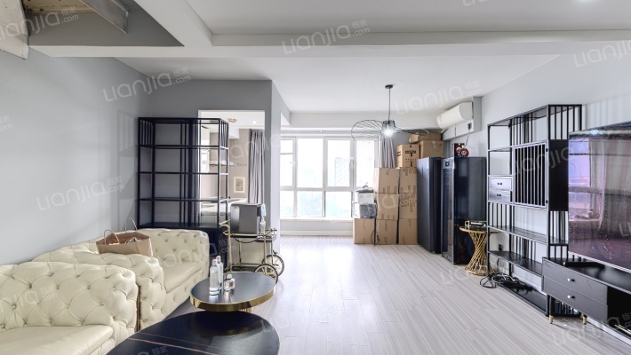 后现代城C区二手房实景图