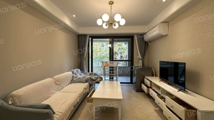 绿城蓝湾小镇·丹桂苑二手房实景图