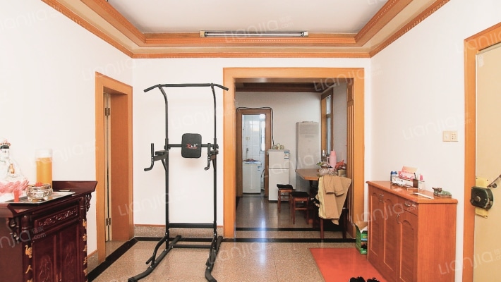 海贸路16号二手房实景图